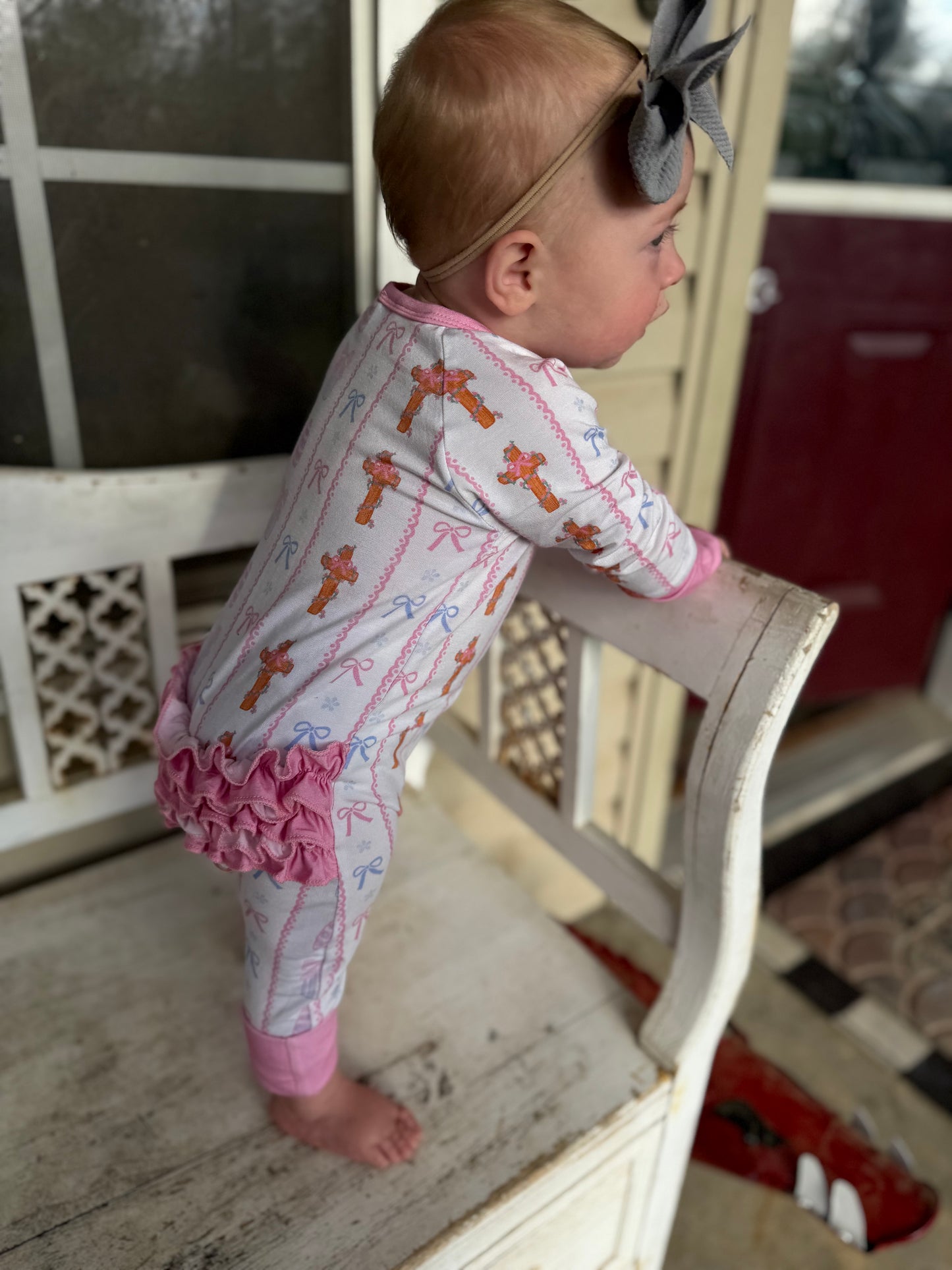 bamboo pink bows and crosses ruffle zippy