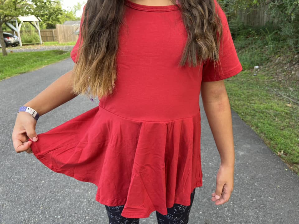 maroon twirl top
