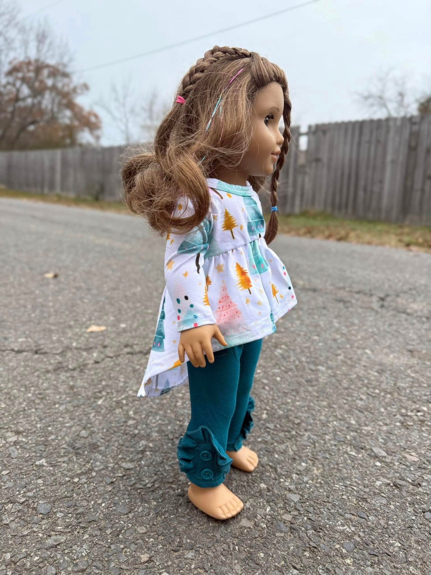 DOLL watercolor tree hi low top and peacock ruffle button leggings set