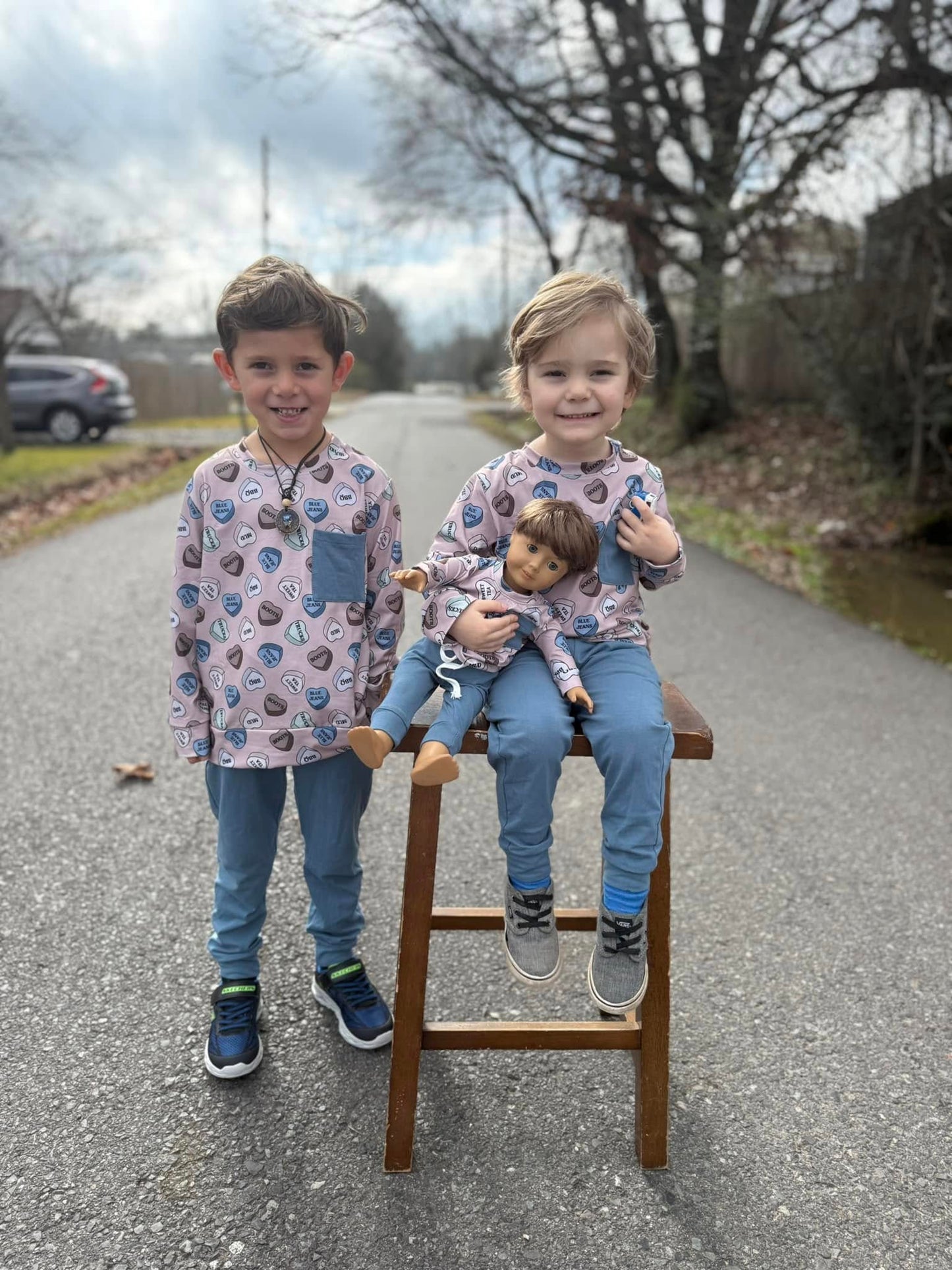 DOLL country boy conversation hearts pocket tee and Steele blue joggers set