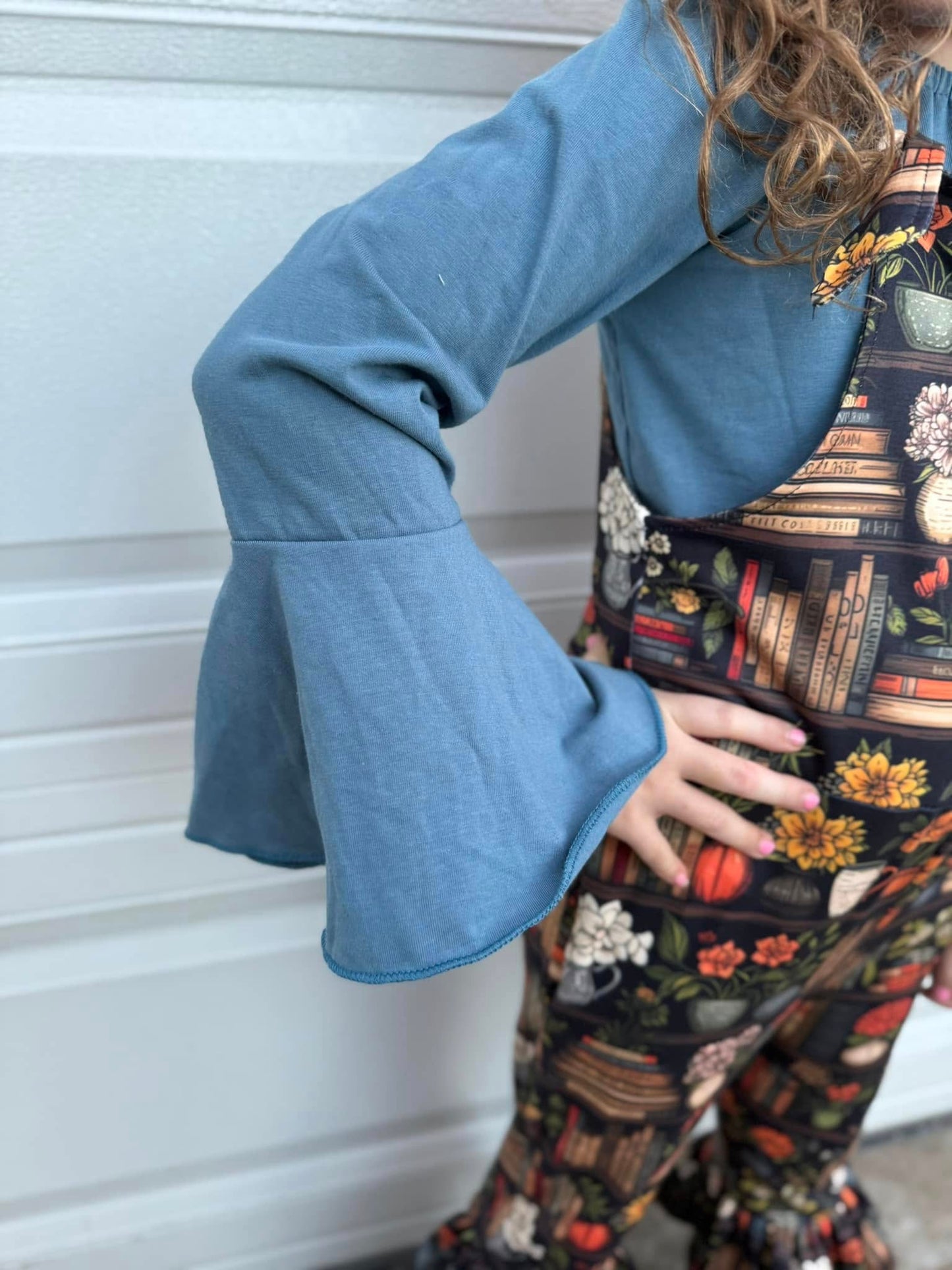 steele blue bell sleeve Leo