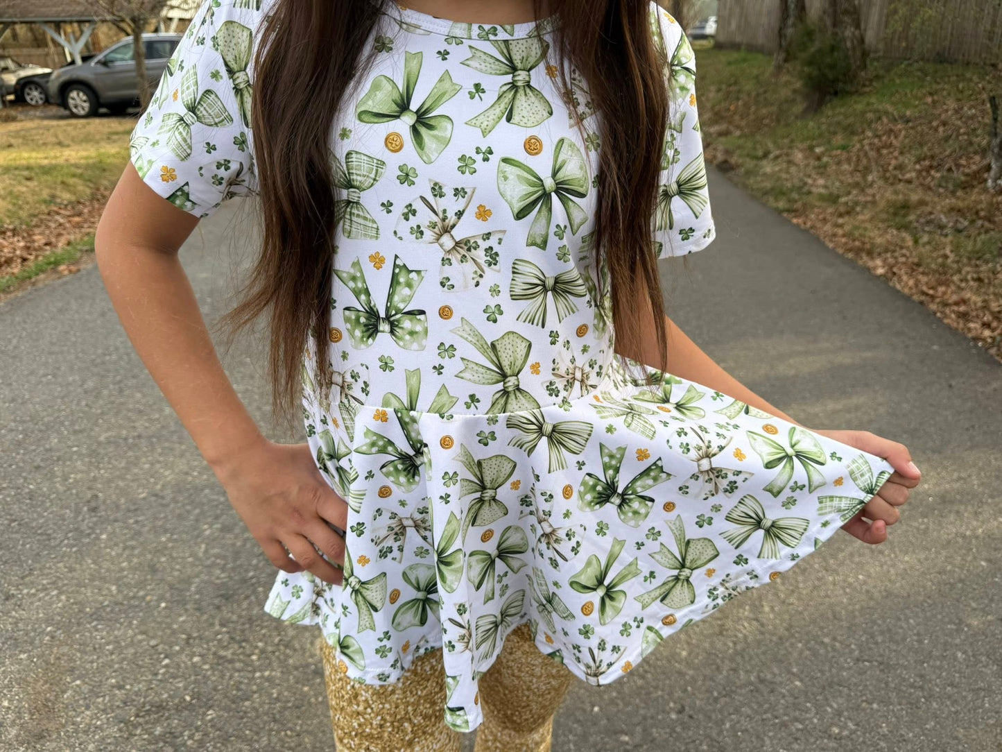 lucky bows with glitter x twirl Top