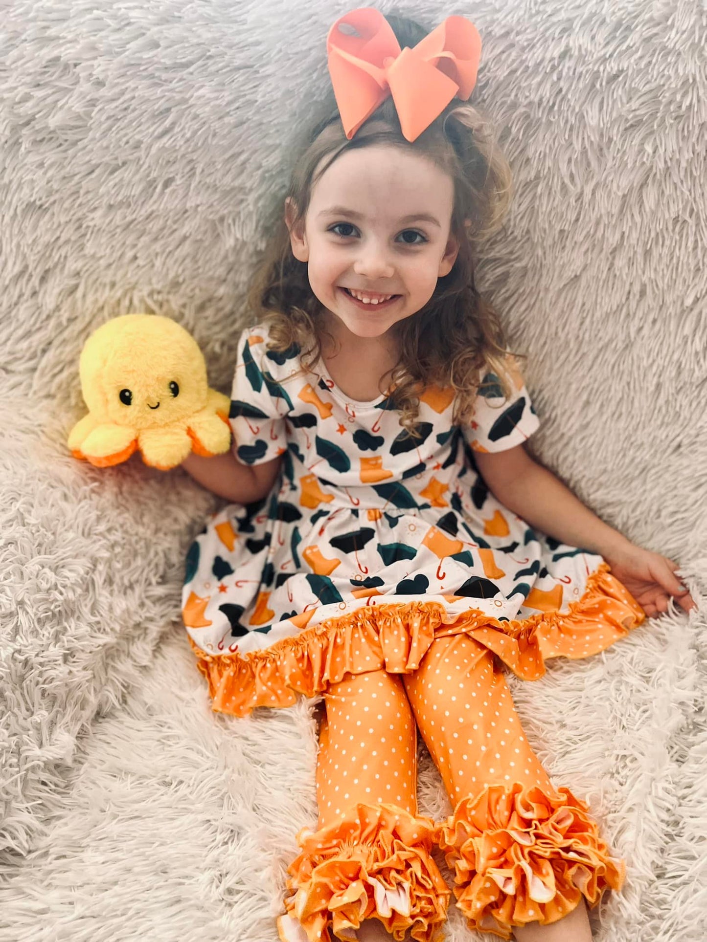 mustard polka dot icing capris