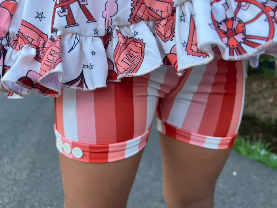 Retro pink vertical stripe button shorts