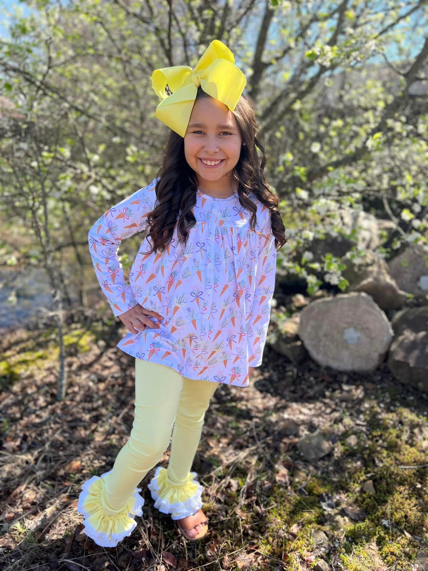 spring yellow triple bells with lace
