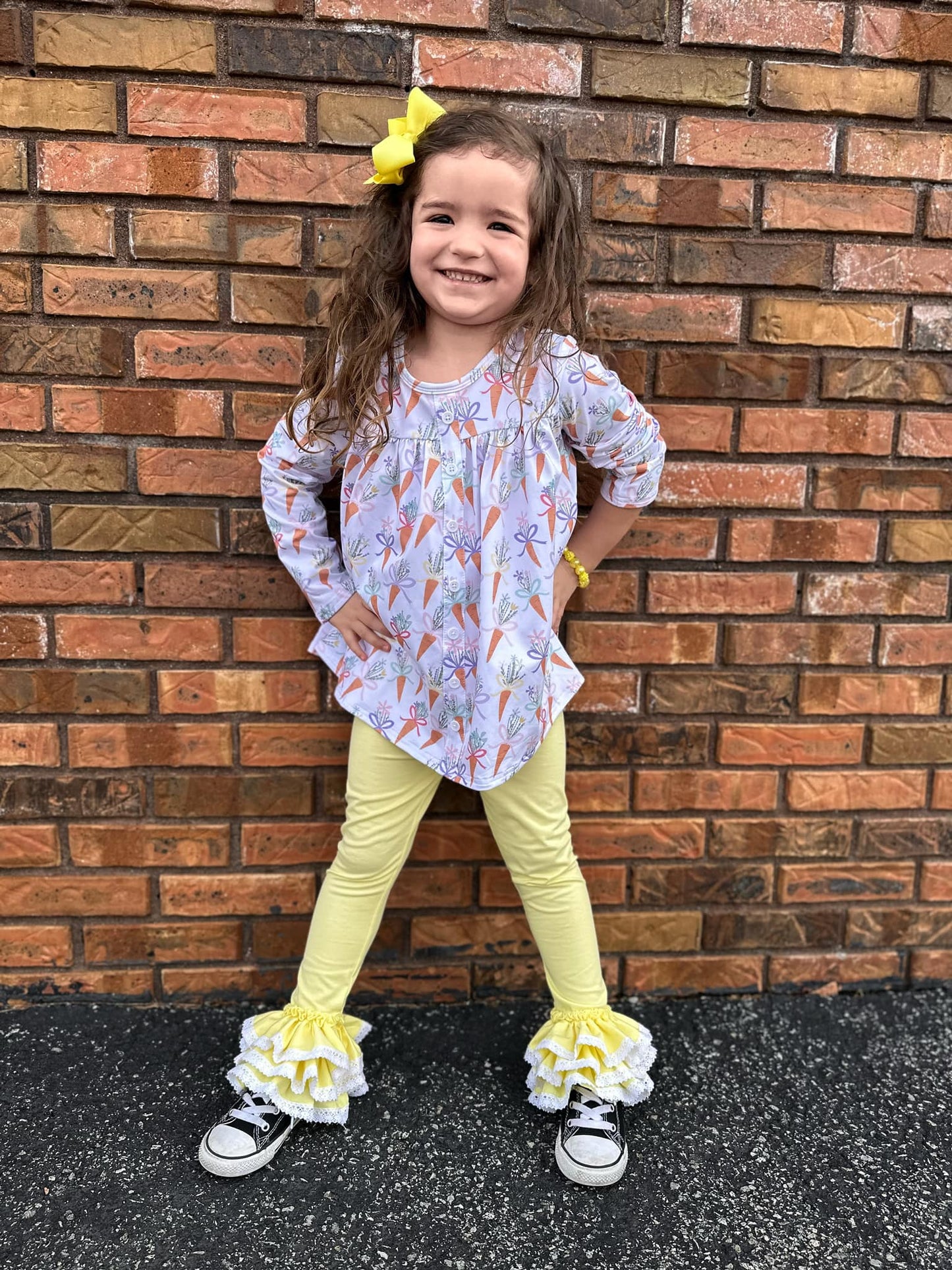 spring yellow triple bells with lace