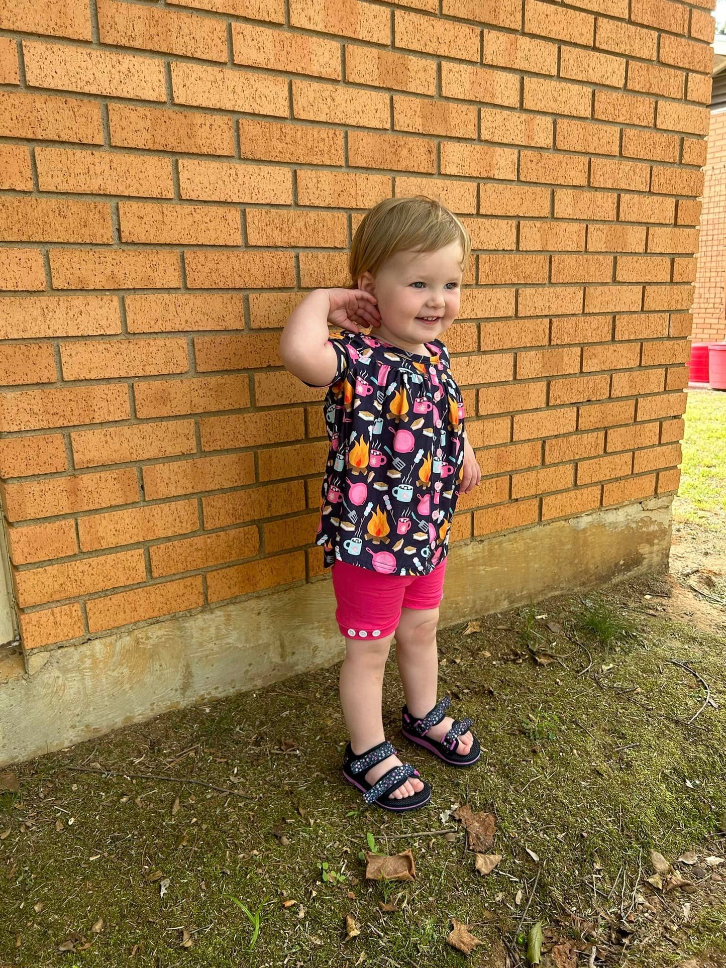 hot pink button shorts