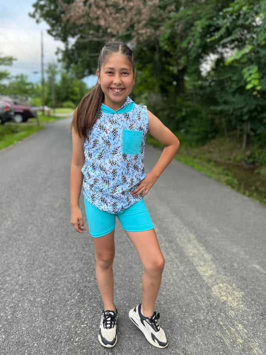 lightning bolt checkered hooded pocket tank