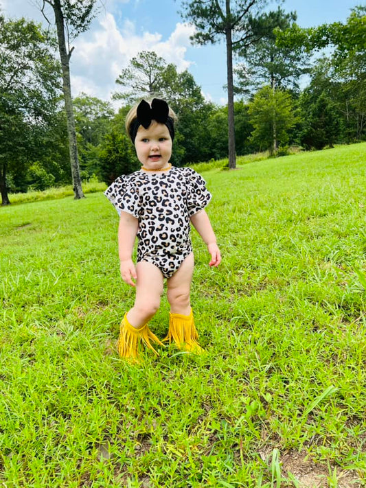 leopard bow back leo (all leo’s have buttons)