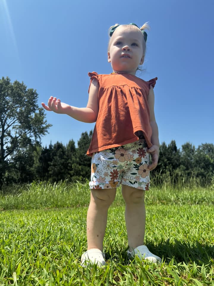 flower button shorts