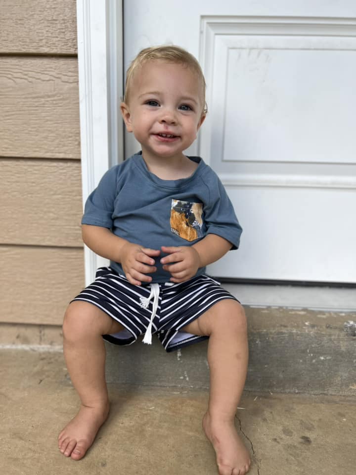 navy blue and white stripe steele shorts