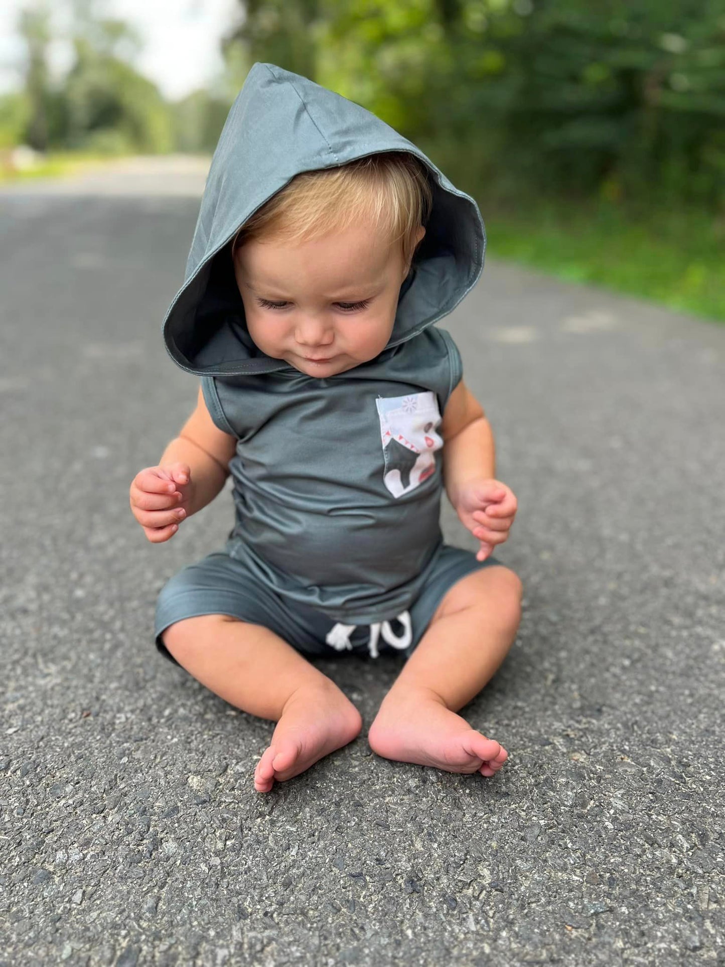 ebony county fair hooded pocket tank