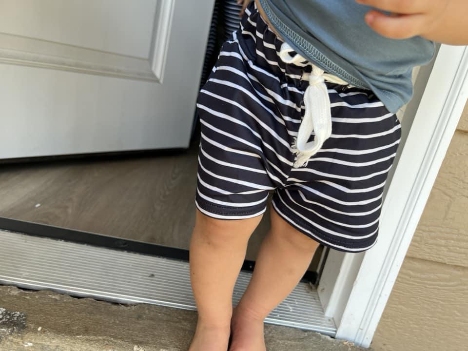 navy blue and white stripe steele shorts