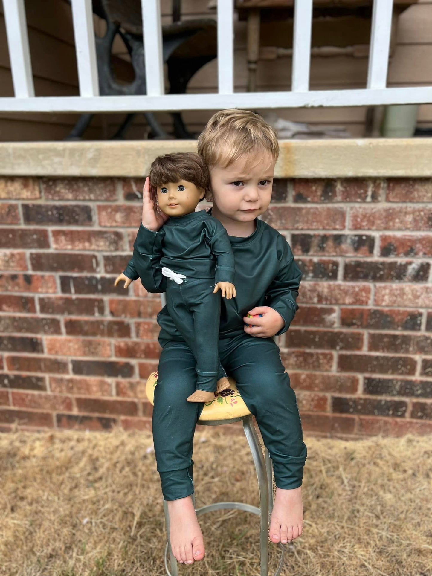 DOLL printed hunter green sweater and jogger set