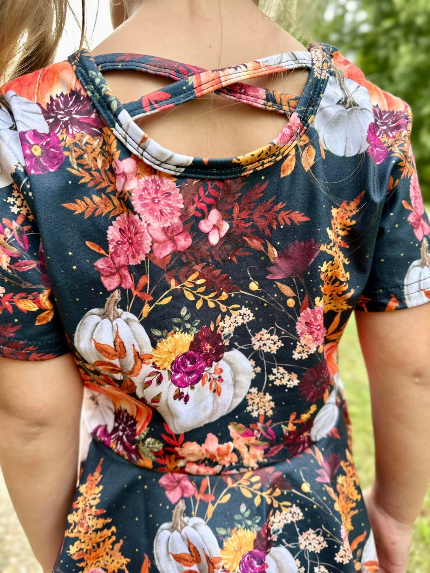 floral pumpkin twirl top