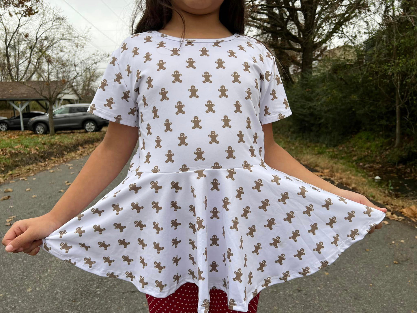 gingerbread men twirl top