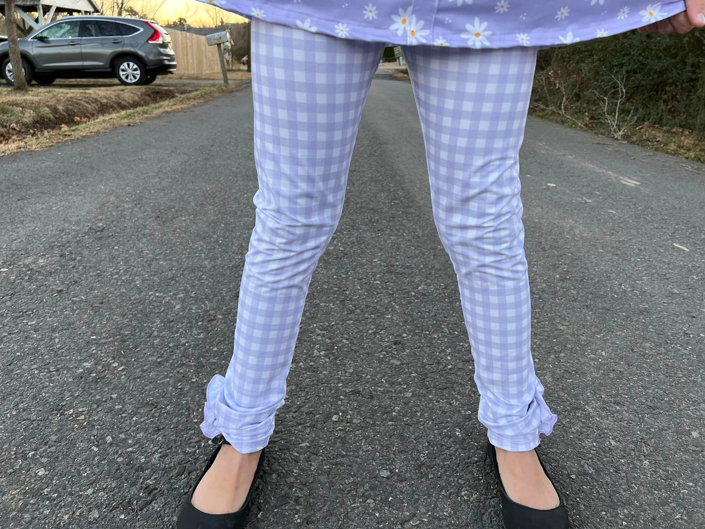 Lilac gingham ruffle button leggings