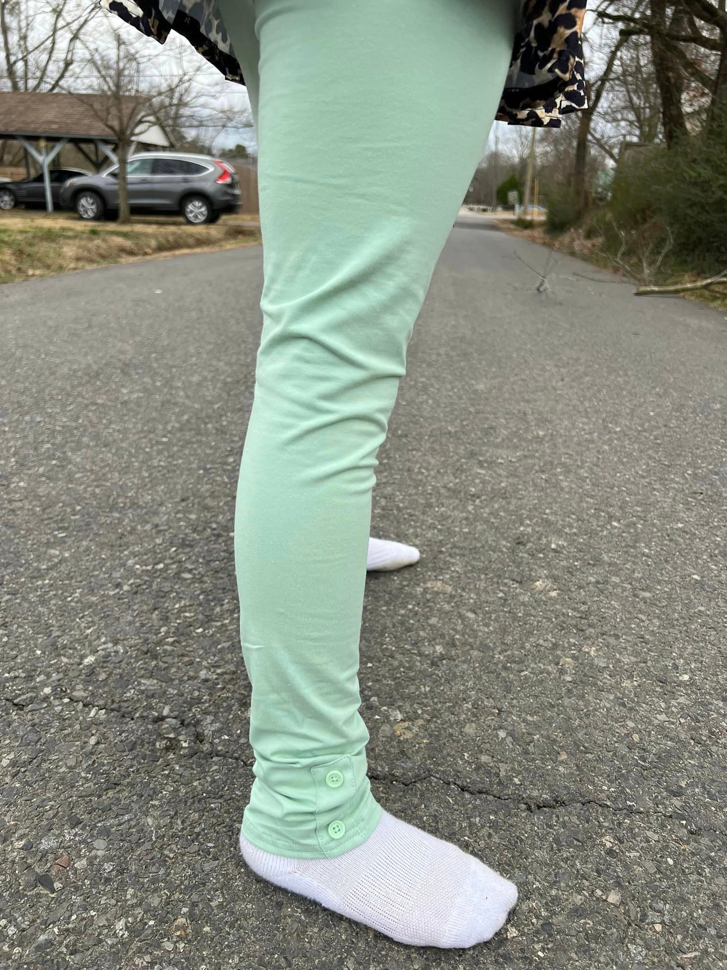 pistachio button leggings