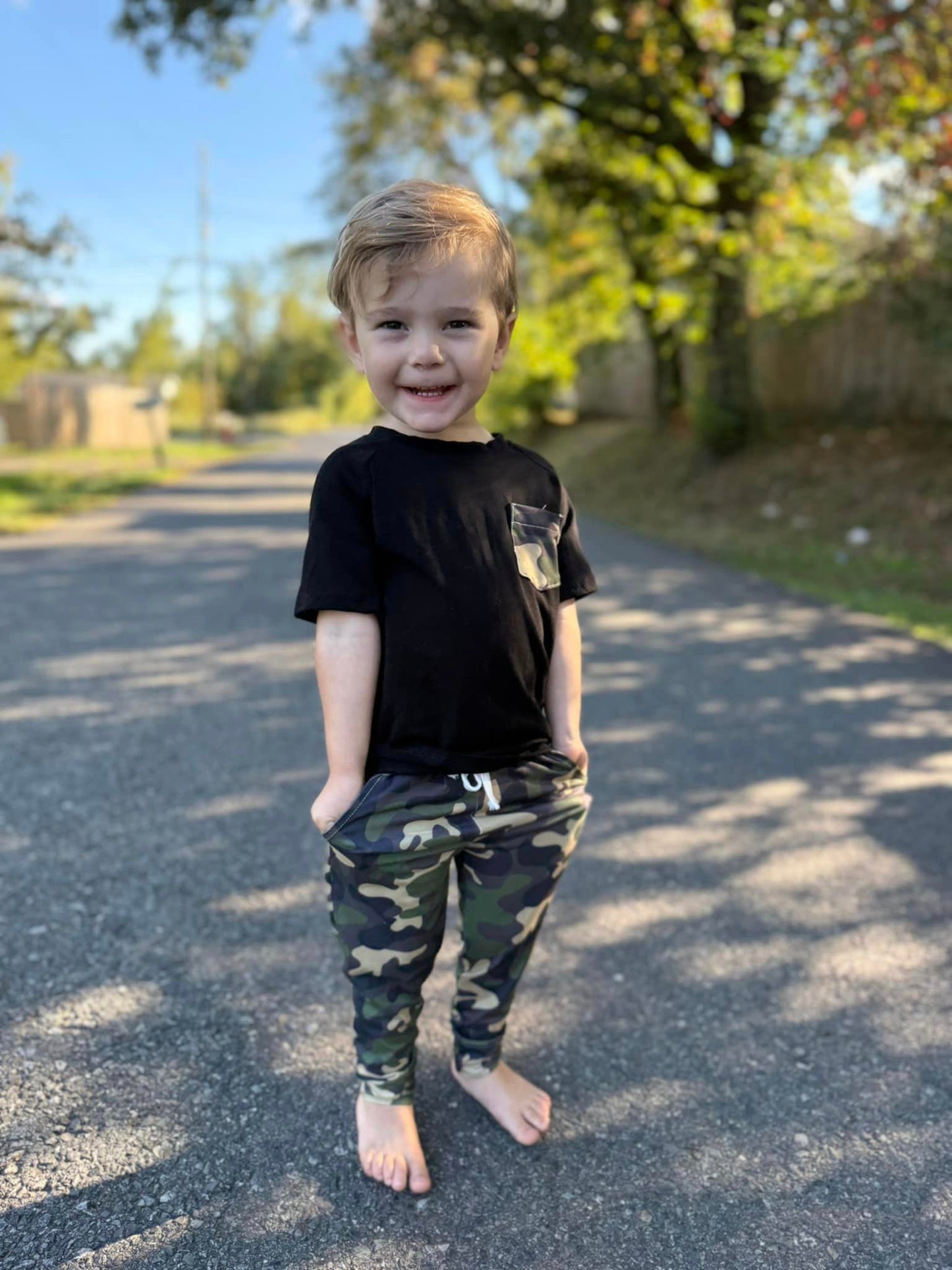 black, camo pocket tee