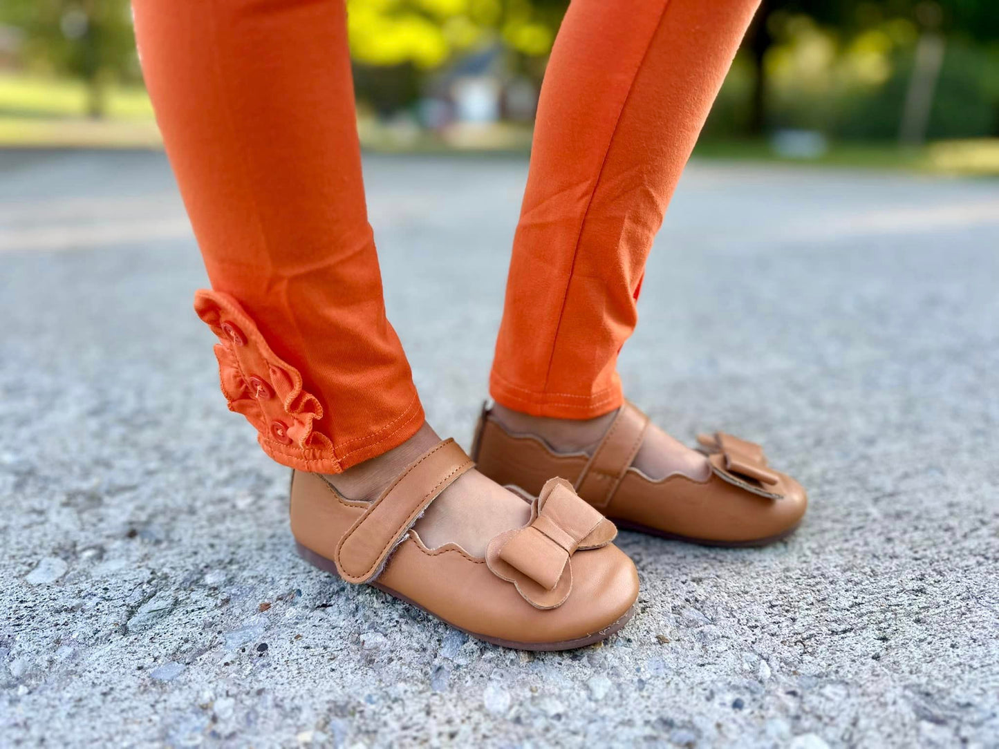 orange ruffle button leggings