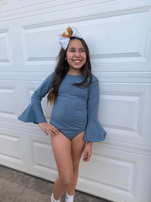 steele blue bell sleeve Leo