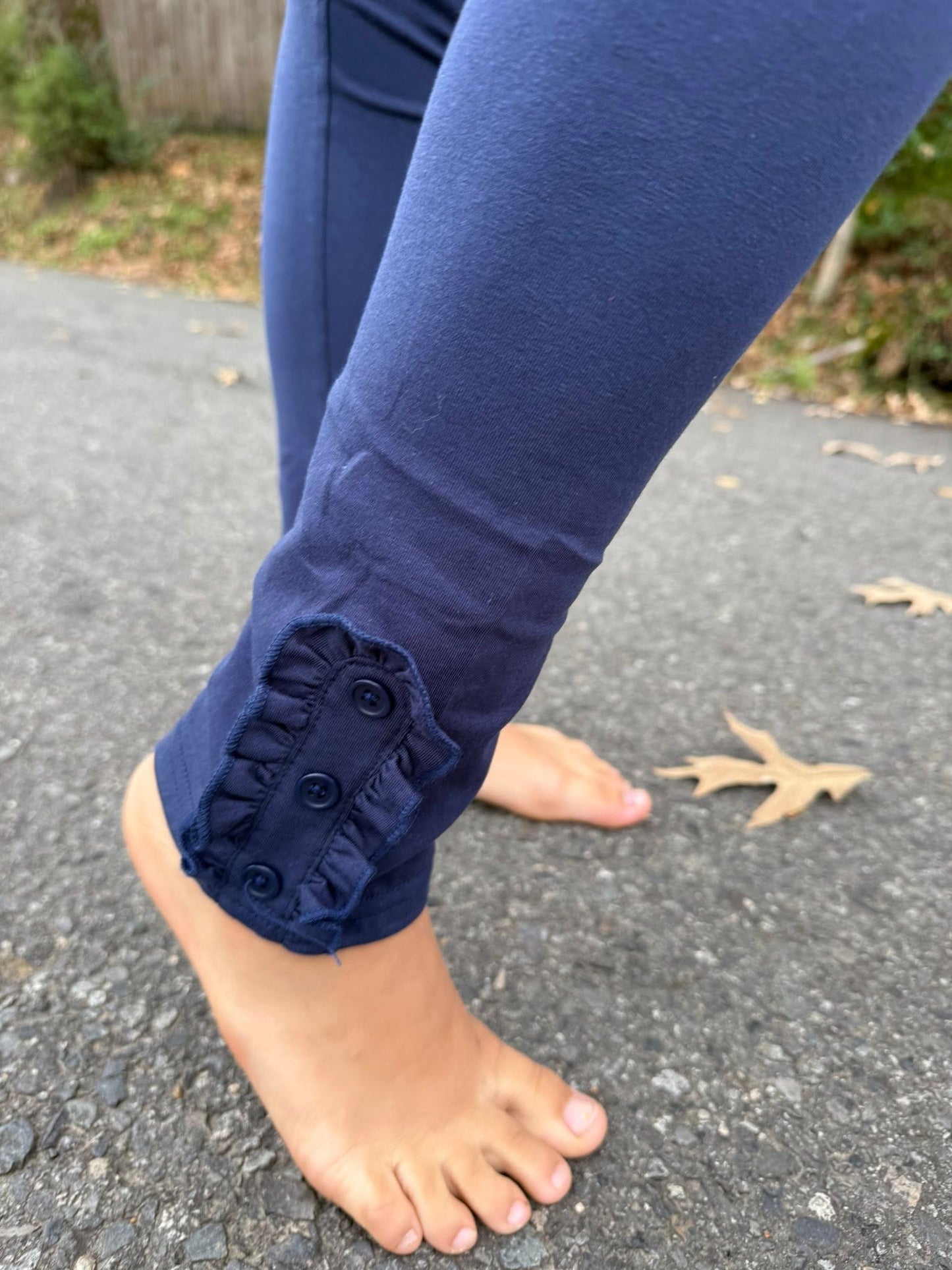 navy blue ruffle button leggings