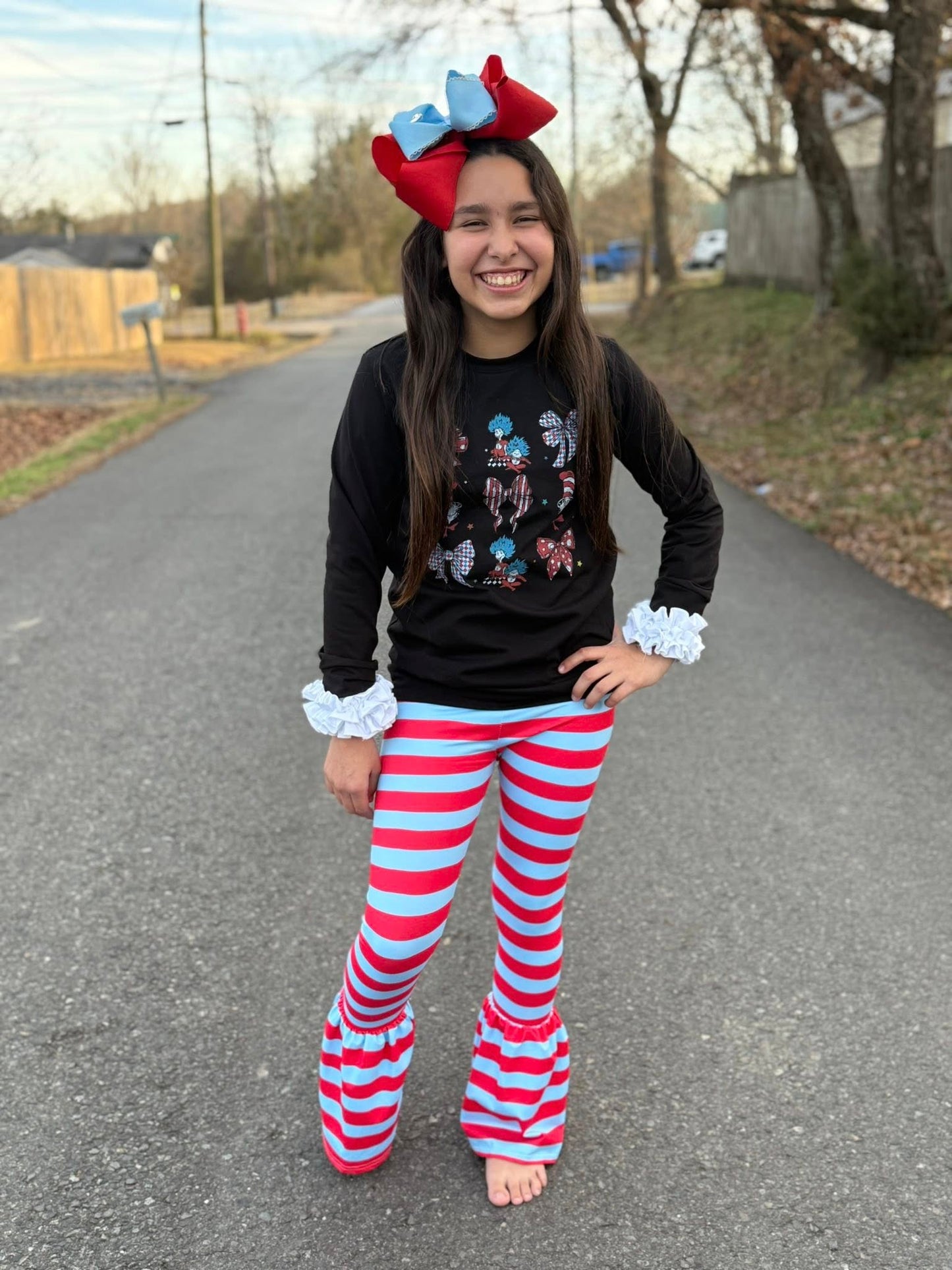 red/light blue stripe bells