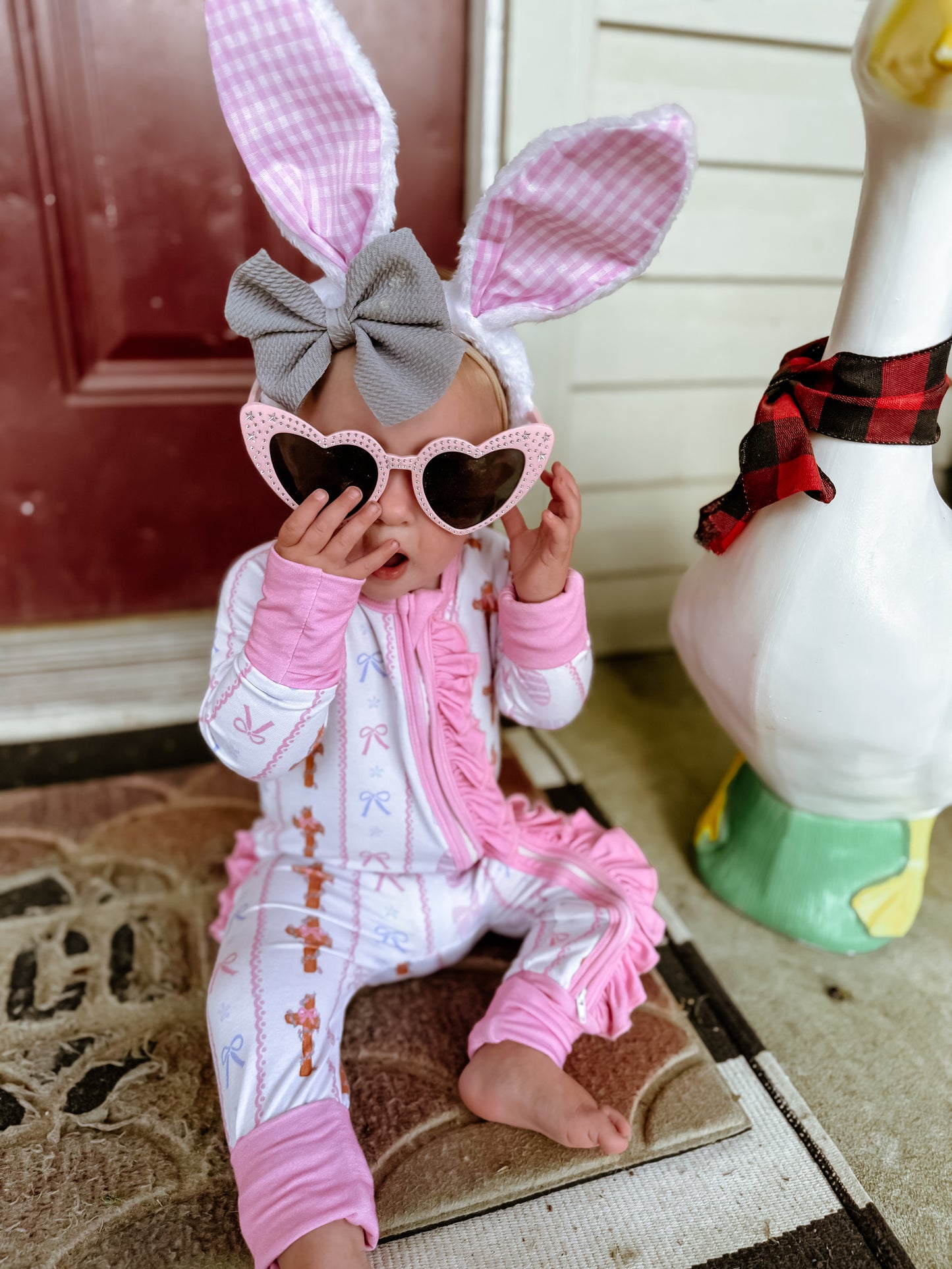 bamboo pink bows and crosses ruffle zippy