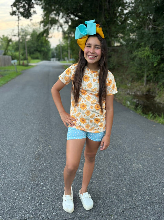 pale blue polka dot button shorts
