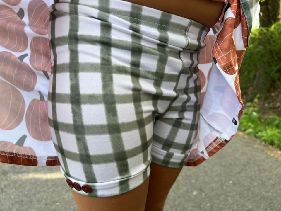 Moss gingham button shorts