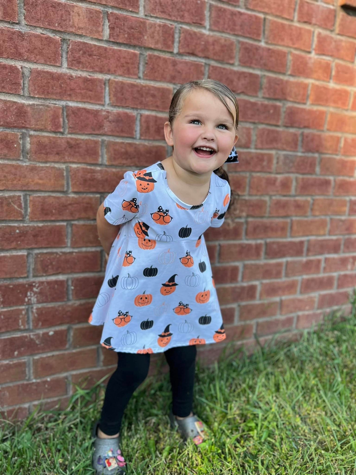 short sleeve Allie pumpkins top