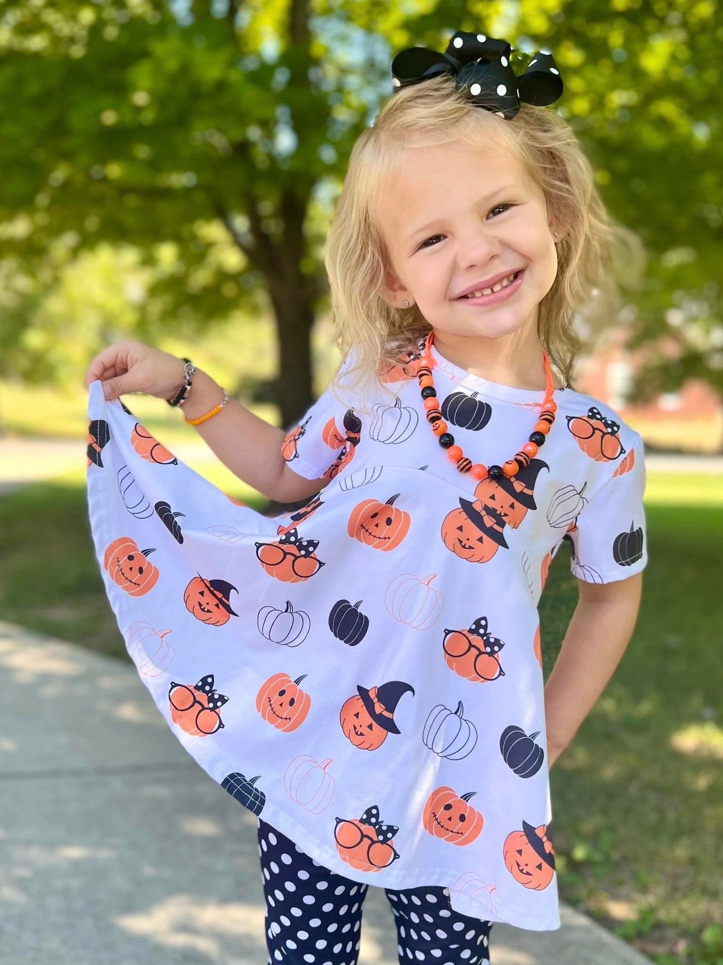 short sleeve Allie pumpkins top