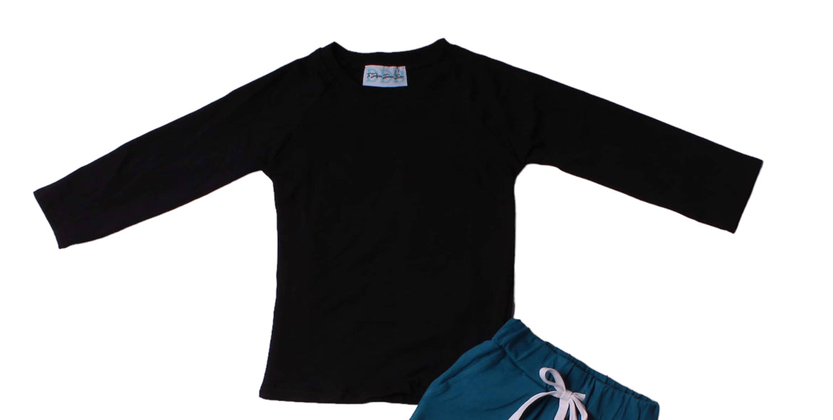 black LS raglan